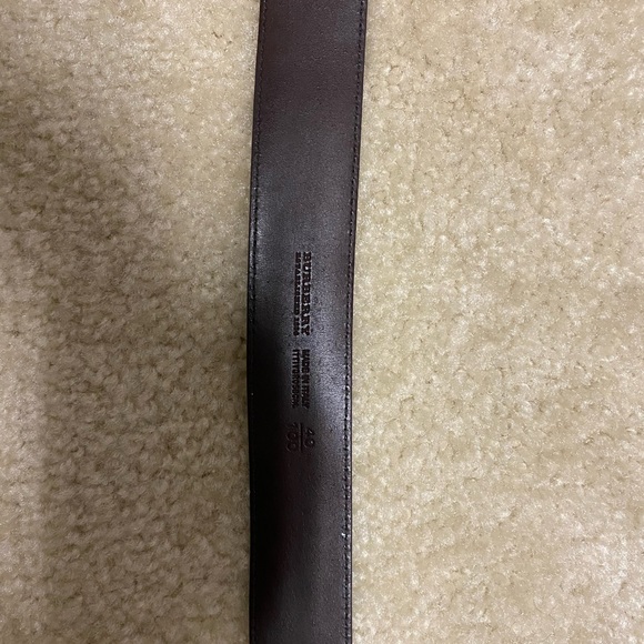 Burberry belt - Picture 3 of 8